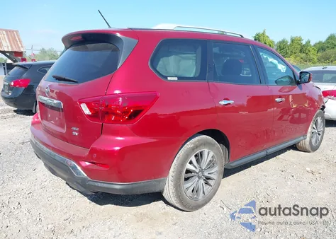 2017 Nissan Pathfinder S/Sv/Sl/Platinum z USA, uszkodzony, nr VIN 5N1DR2MM6HC666981
